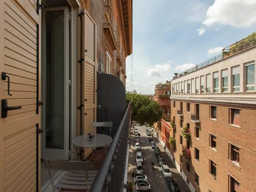 بيت ضيافة Colosseum Corner روما